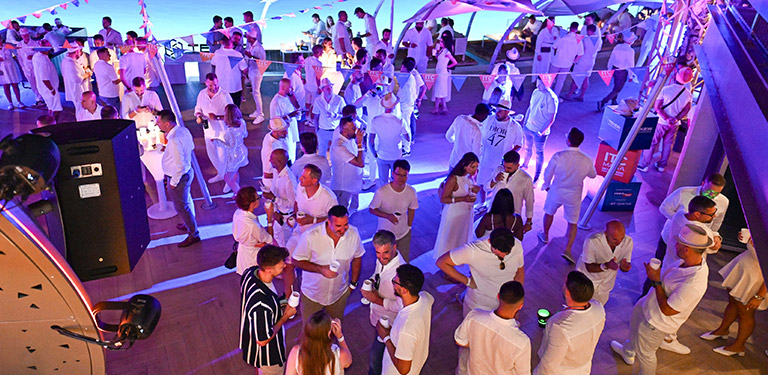 View the networking dinner gallery